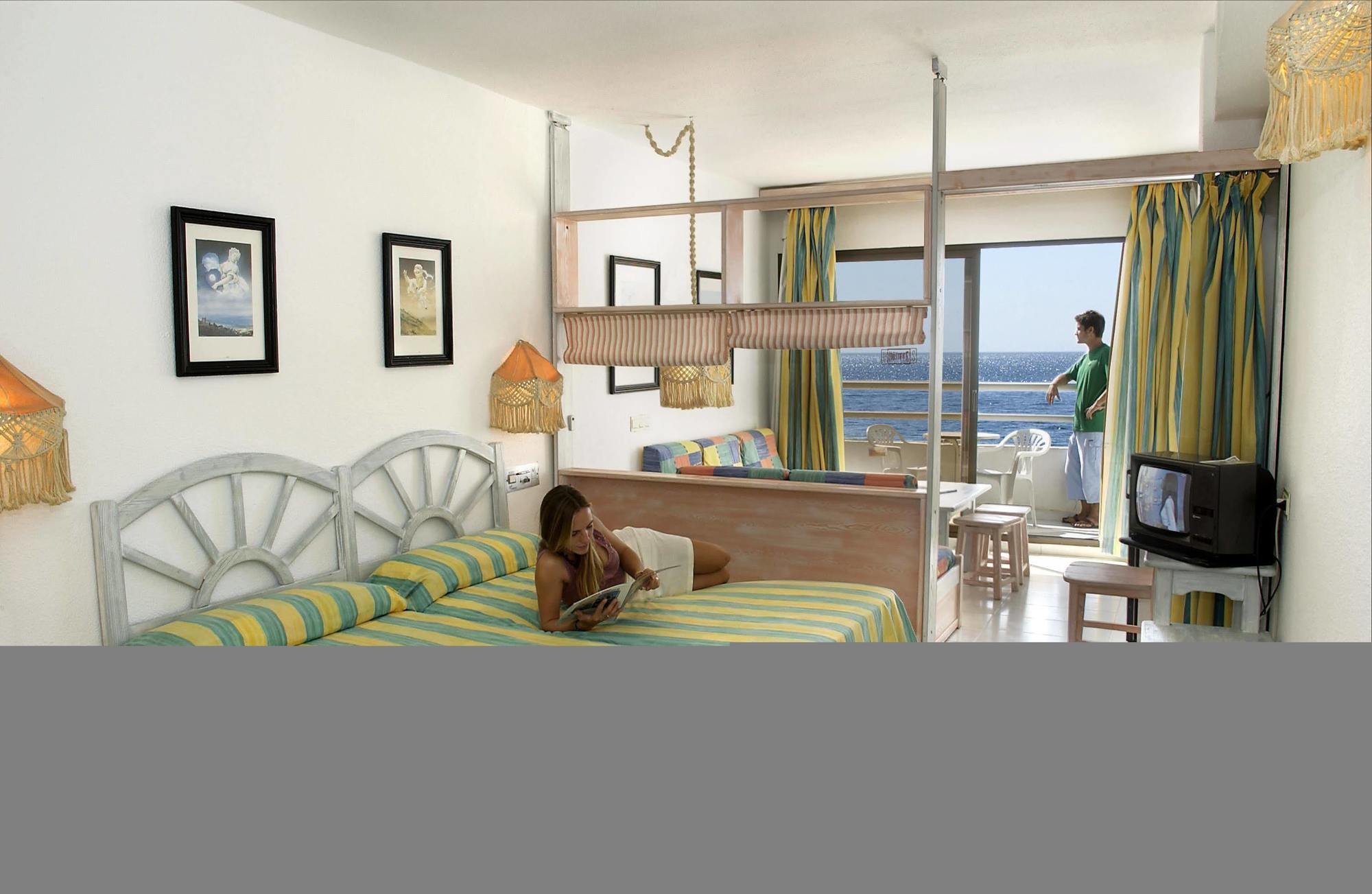 Hotel Alua Golf Trinidad Roquetas de Mar Zimmer foto